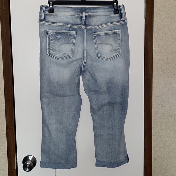 Jean Capris - Picture 2 of 2